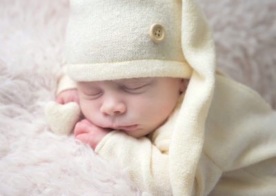 newborn baby photo shoot guildford
