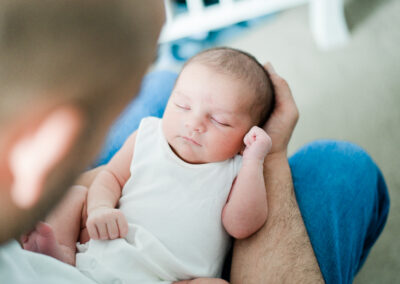 newborn photographer that comes to your home surrey